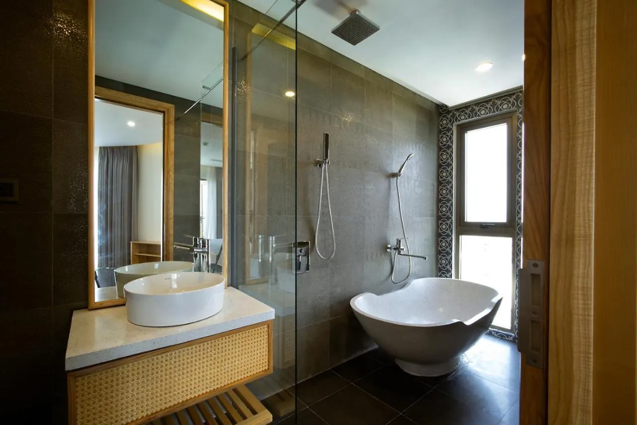 Livie Da Nang An Thuong Aparthotel